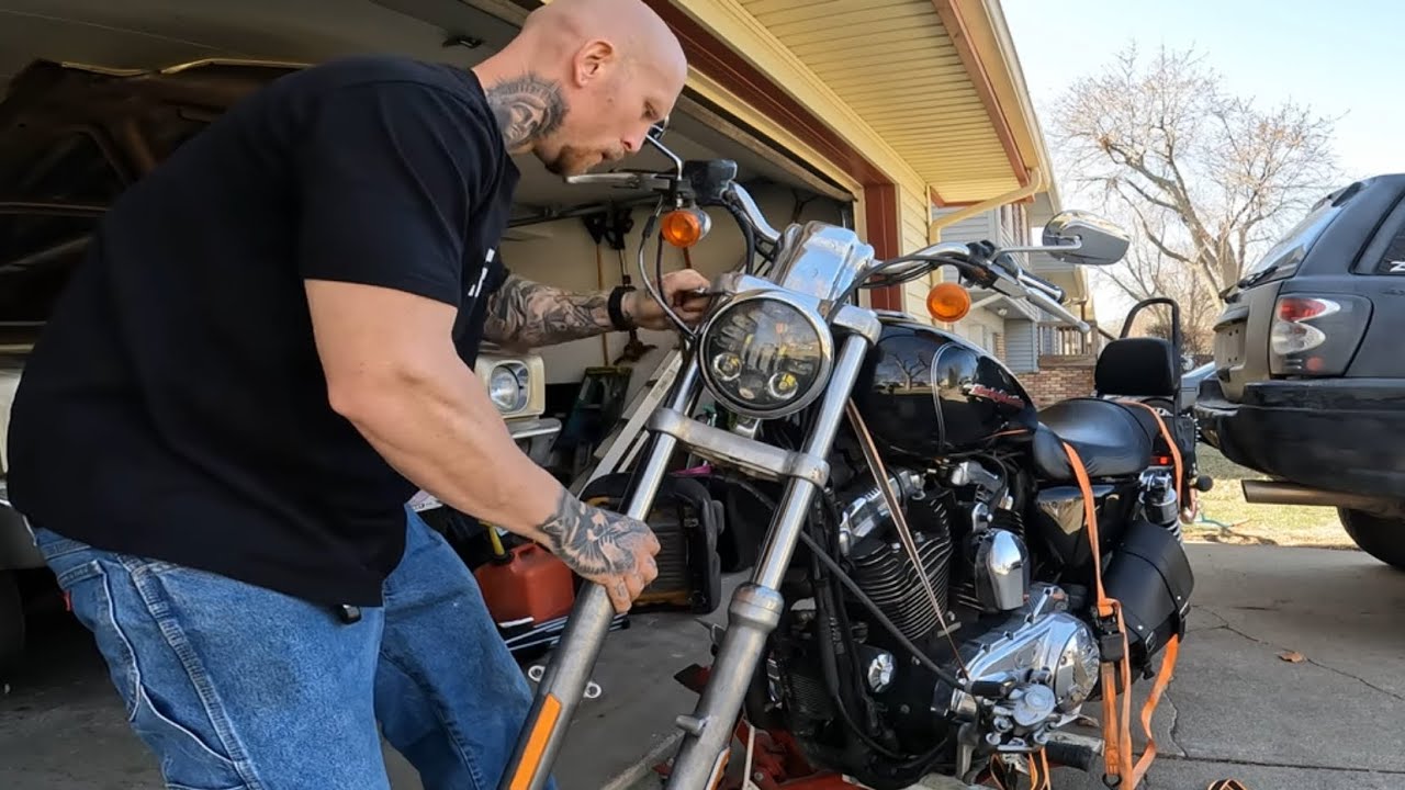 Replacing Harley Davidson Sportster Fork Tubes