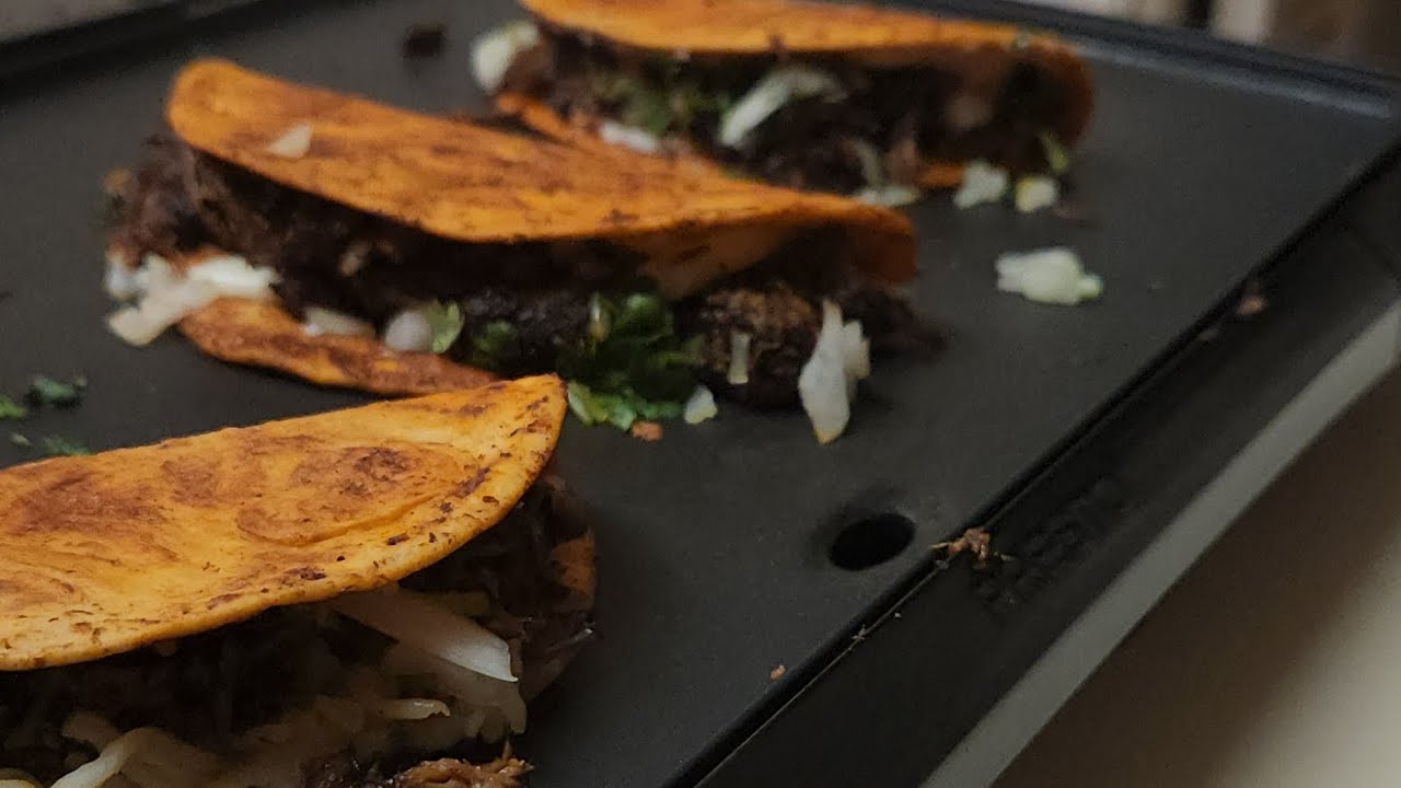 Birria Quesa Tacos #BirriaQuesaTacos #Tacos #Birria