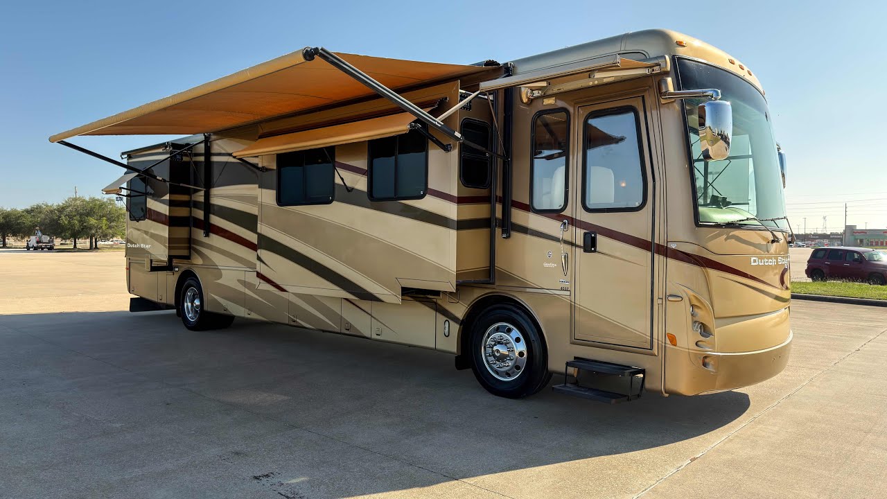 Продается автодом Newmar Dutchstar 4037 2007 года выпуска в дилерском центре RV Dealer в Хьюстоне...