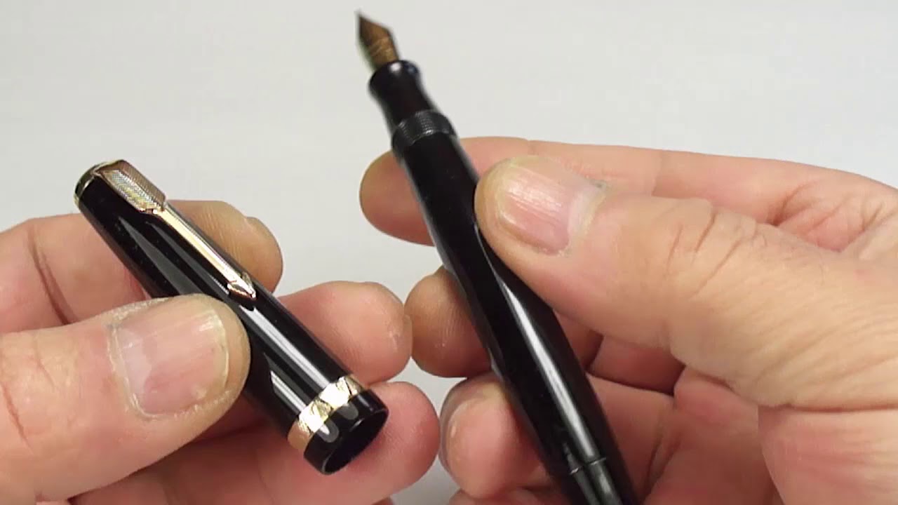 PARKER VACUMATIC IN BLACK LAMINATE