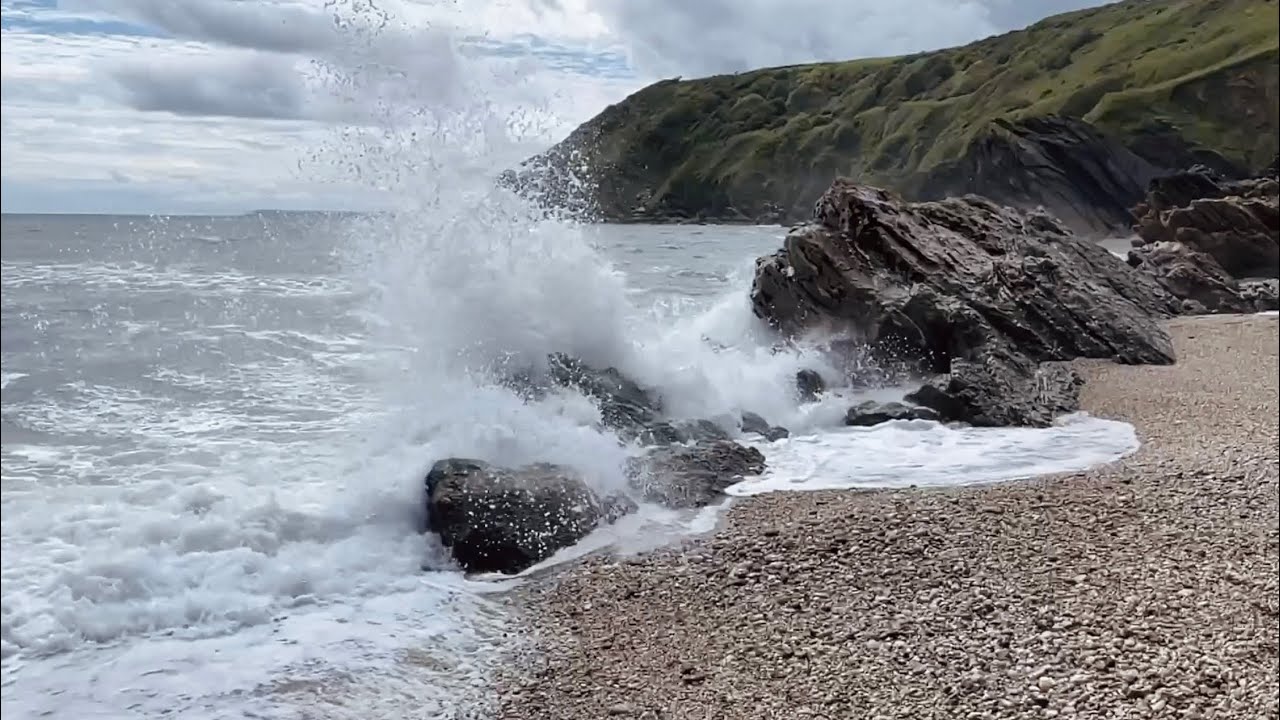 Waves against rocks at Lantic Bay, Cornwall. Hypnotic slowed down, played backwards & forwards