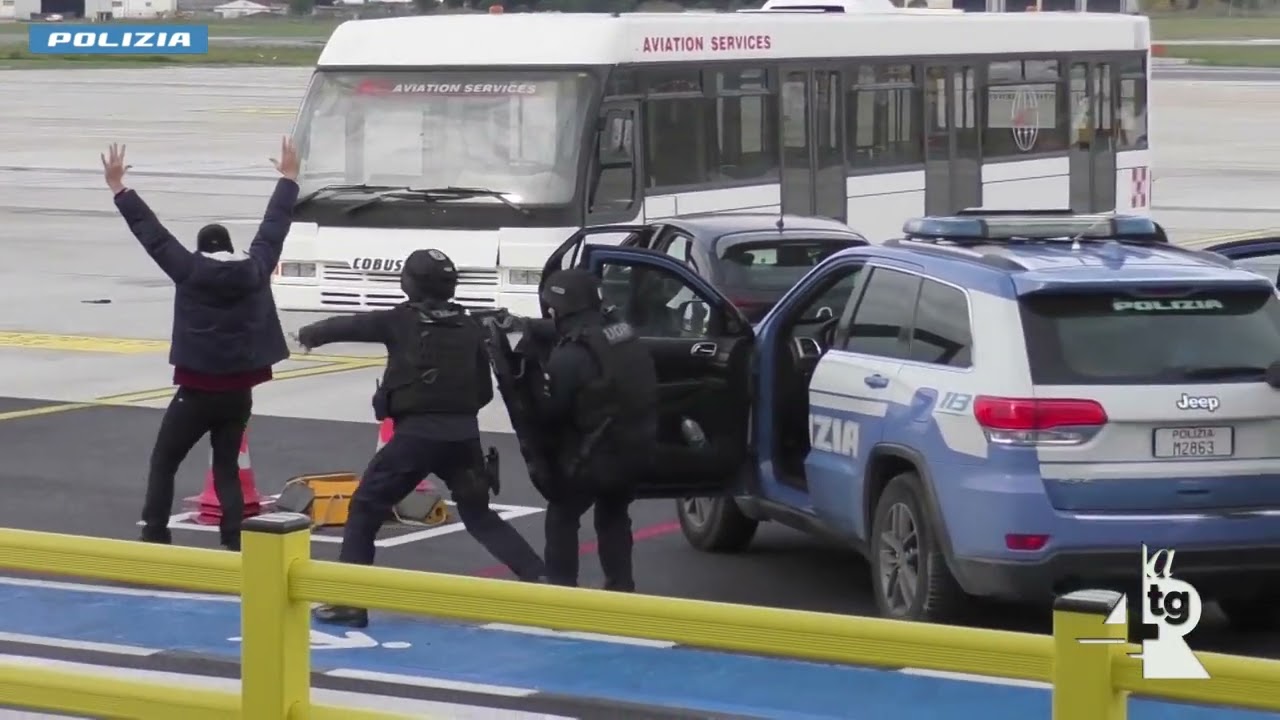 Polizia di Stato, esercitazione antiterrorismo all&rsquo;aeroporto