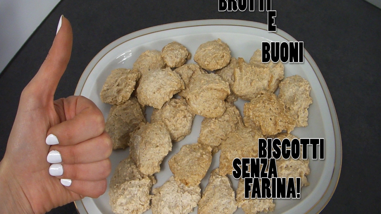 BRUTTI MA BUONI ! BISCOTTI DI MANDORLE SENZA FARINA!