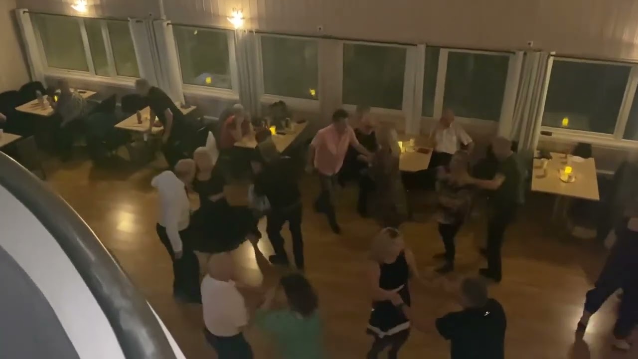 Gitarboogie med Stubbad'n på dansefesten til Tirsdagsdansen 25 1 25 Dansnytt Jostein Haug