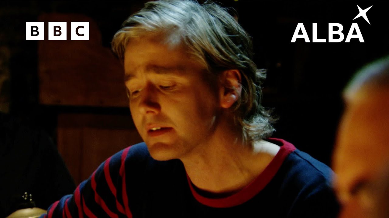 Iain Morrison & Eddi Reader | A Lewis Summer | Transatlantic Sessions | BBC ALBA