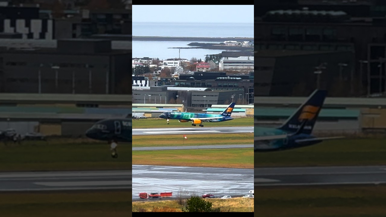 Last Flight of Hekla Aurora #icelandair