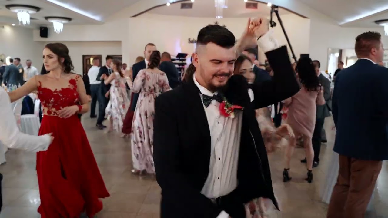 Wesele z muzyką na żywo 2025.