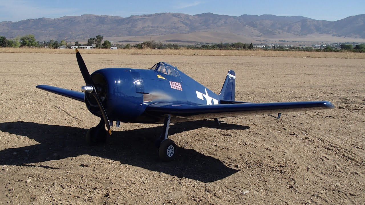 Hangar 9 F6F Hellcat 15cc ARF (64