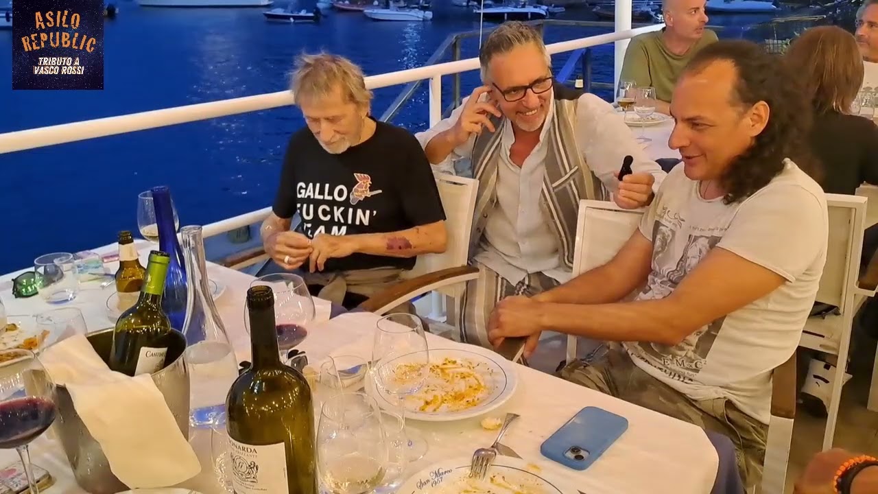 A cena con gli Asilo Republic Tributo a Vasco Rossi & il Gallo - 2024