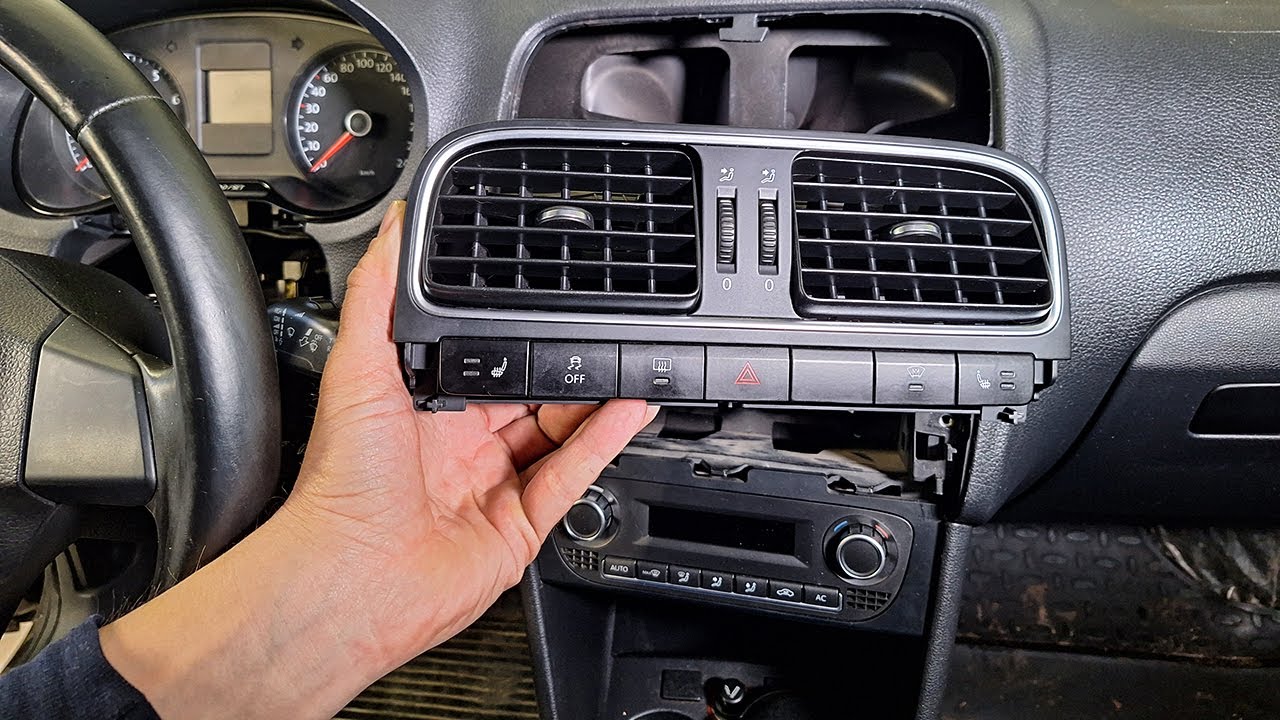 How to Remove Center Air Vent - VW Polo 6R (mk5)