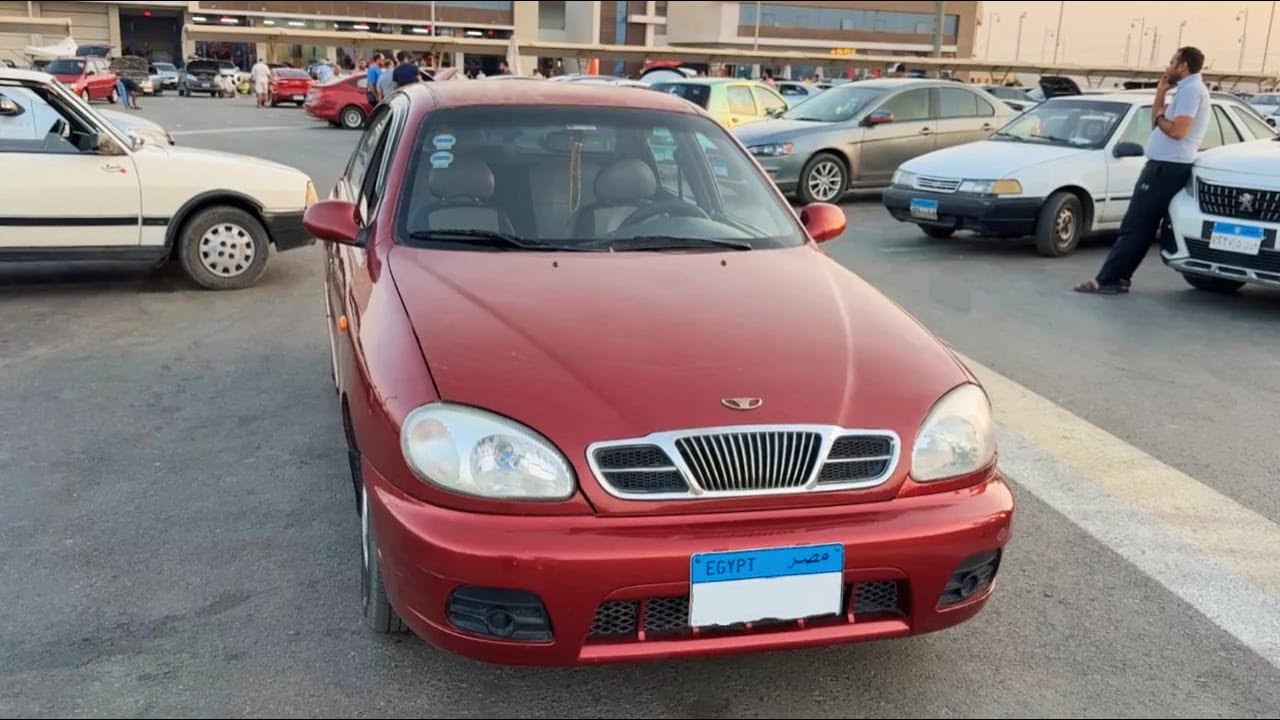 النهارده كل واحد نازل يبيع عربيته عشان خايف يخسر فيها لو قعدت معاه اكثر من كده