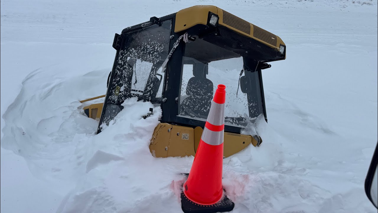 Ice roads in Canada 2025