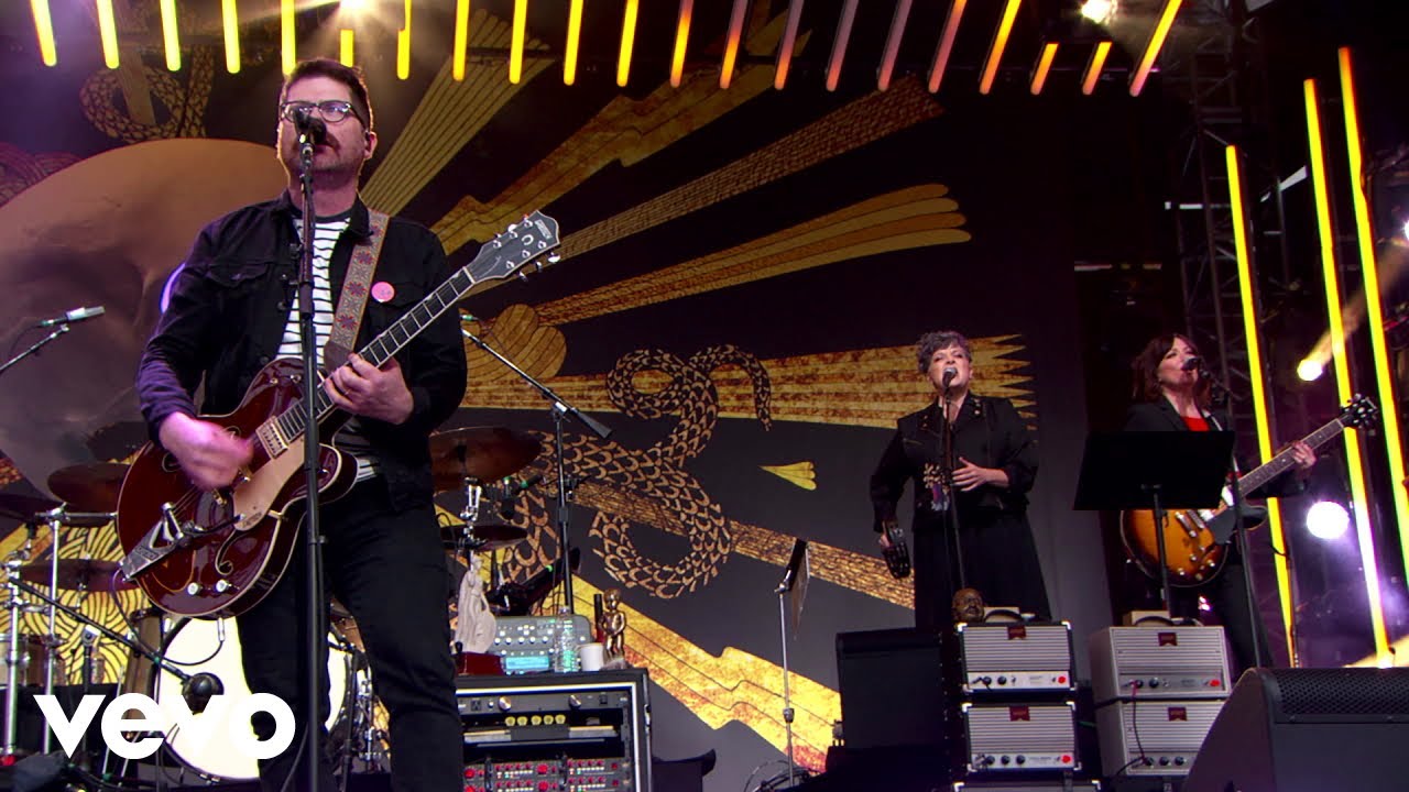 The Decemberists - We All Die Young (Live From Jimmy Kimmel Live!)