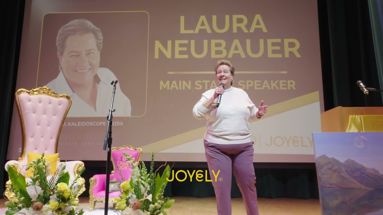 Laura Neubauer at JQ60 Voices | 60 Seconds That Shift How You Show Up