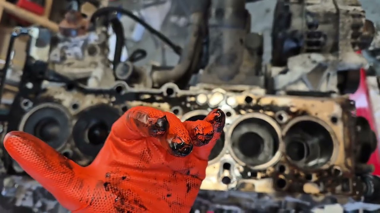 BMW N57 bad rattle. Head removal and piston to head interaction