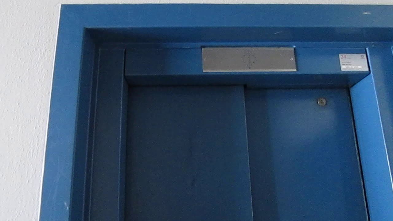 3 Lift Schindler @ parking garage 