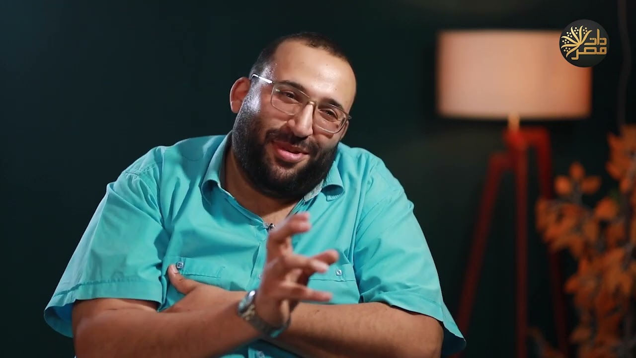 نجل أشرف السعد لذات مصر :  بفكر اشتغل على توكتوك عشان أعيش، واتسجنت 5 سنين بسبب أبويا اللي سبني وهرب