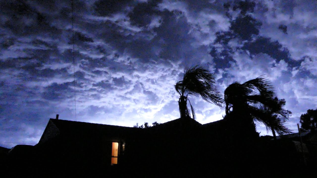50 Lightning Strikes, Thunderstorm in Perth WA, 27 Feb 2020
