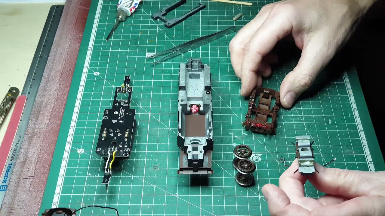 Digitalizzo il ROCO E626 con decoder ZIMO e PCB ALMROSE 2a Parte
