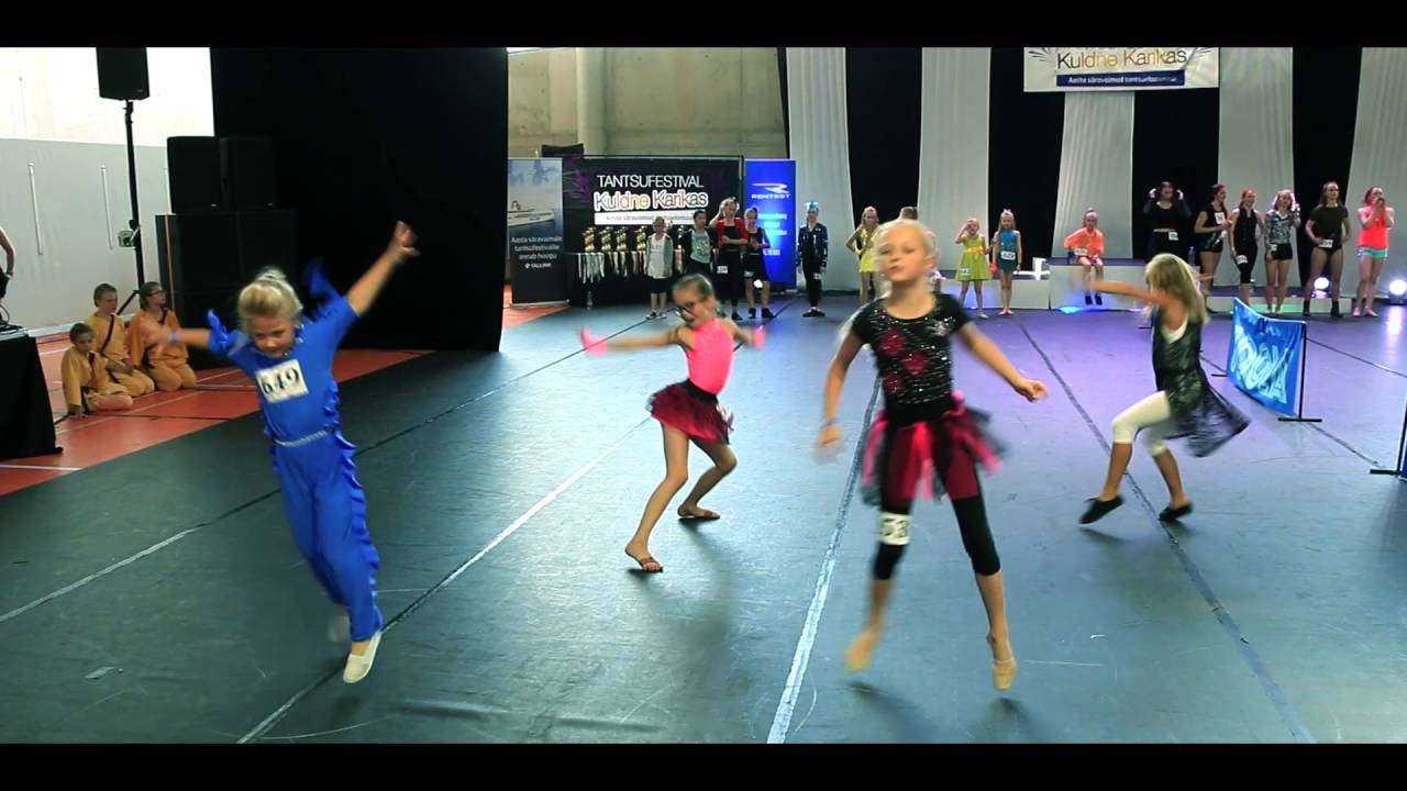 Adele Ehasalu - Gerli Ogga / lapsed show soolo poolfinaal / Kuldne Karikas 2016