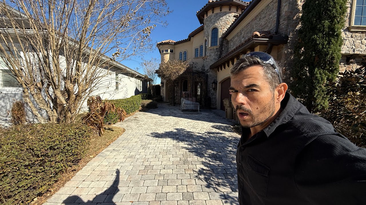 ESTE CASTELO ABANDONADO ESTÁ A VENDA EM ORLANDO - BARATO