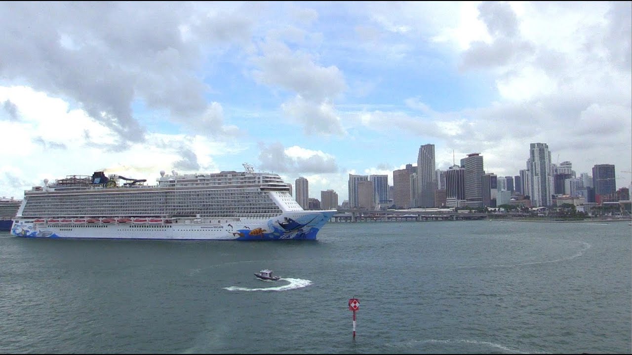 How to Turn a 165,000 Ton Ship Around | Norwegian Escape In The Miami Turn Basin