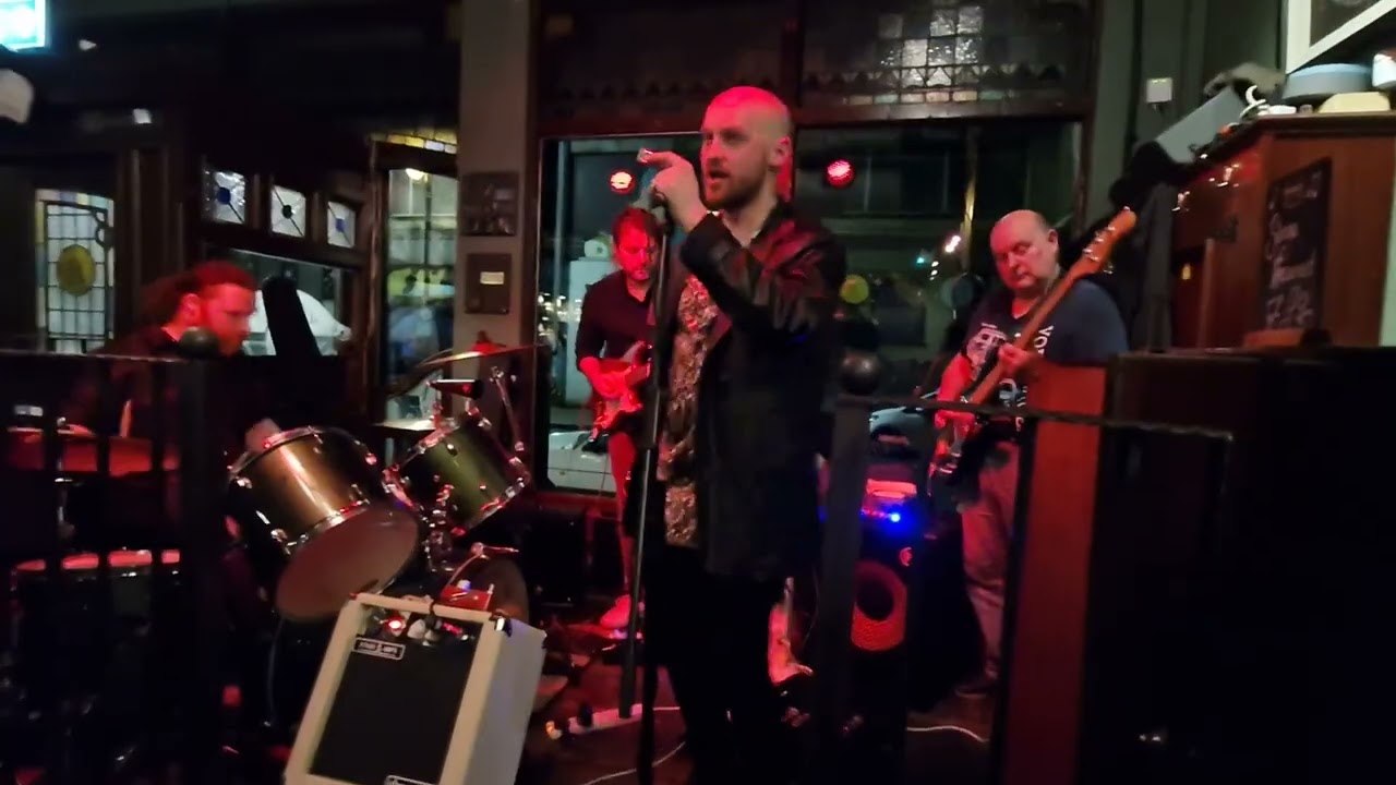 Black Cat Bone - The Gareth Hughes Blues Band