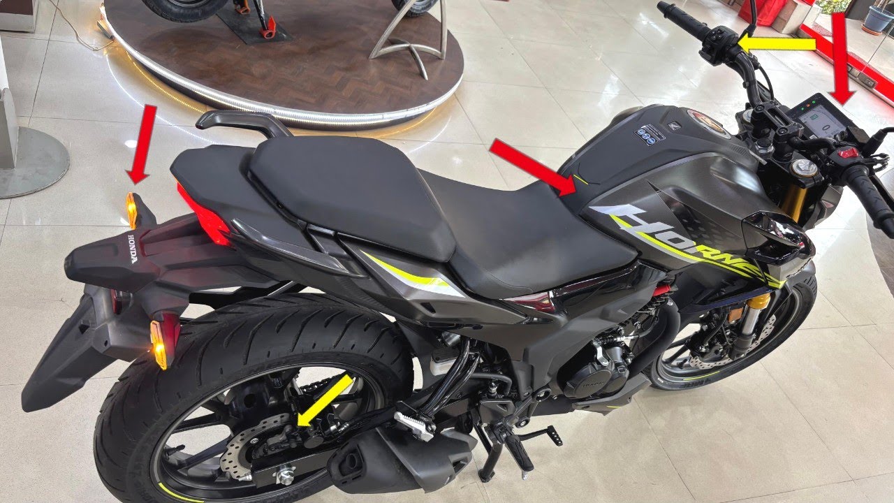 Lo Bhai Agayi👌All New 2025 Honda Hornet 2.0 Dual ABS Detailed Review | On Road Price New Changes