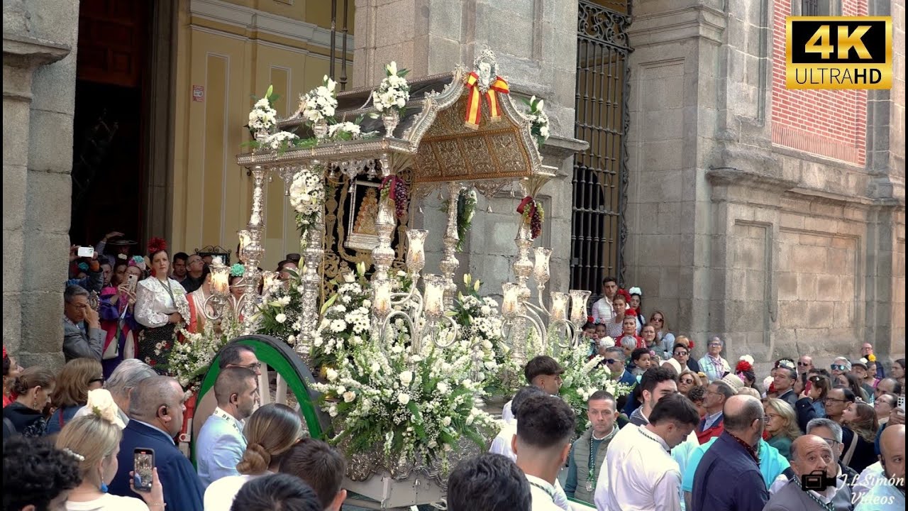 (4K) SALIDA DE LA HERMANDAD DEL ROCIO DE MADRID 2024 | #GloriasSevilla24 #RocíoMadrid #ElRocío24