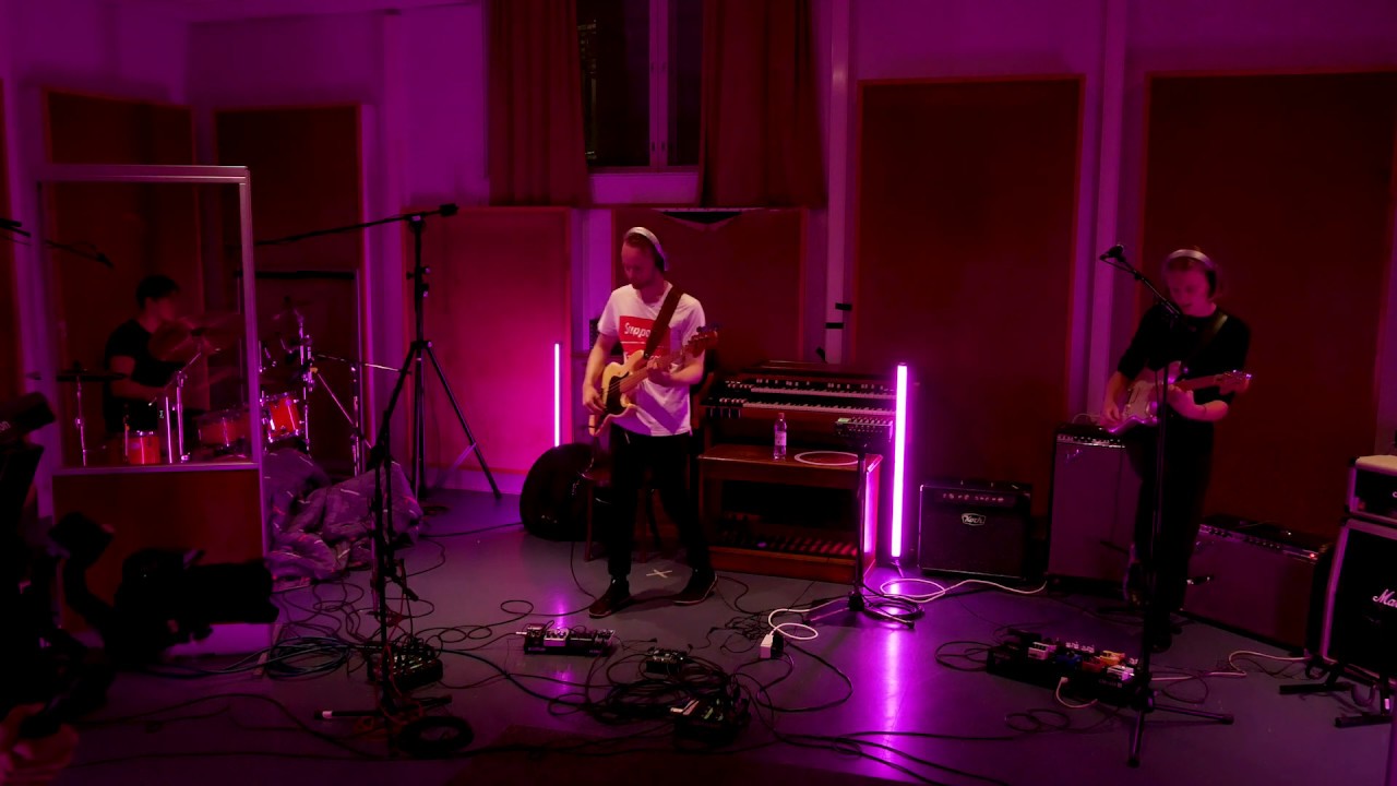 Bilebändi Instant Replay Studio Live - I Wanna Dance With Somebody