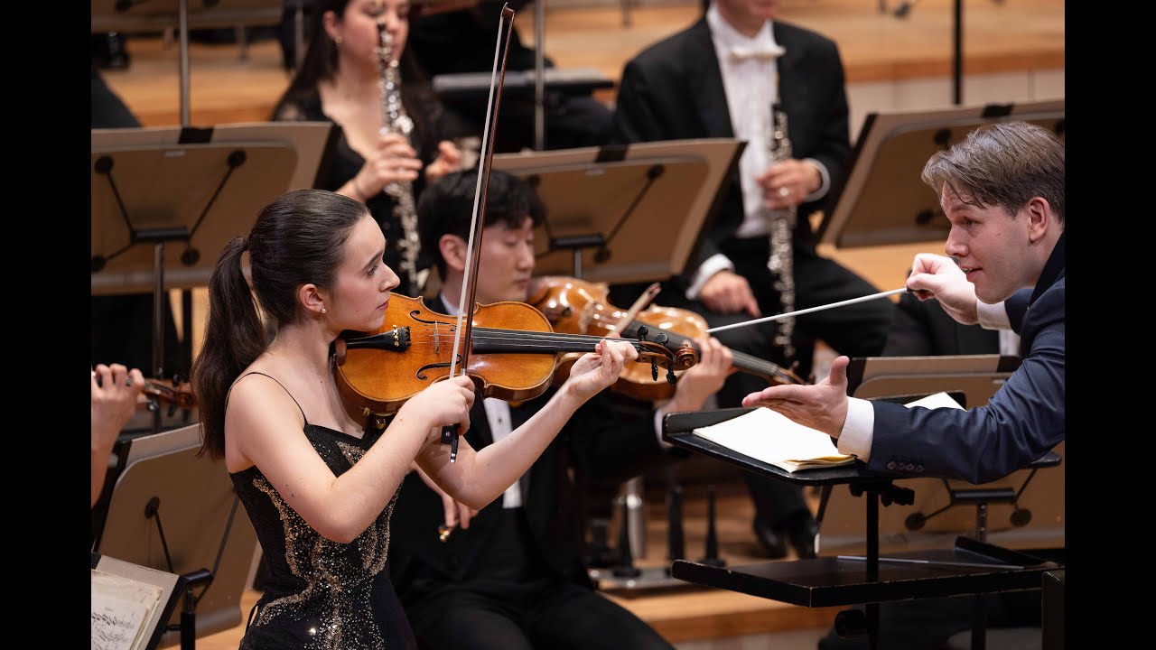 Brahms Violin Concerto: Sophie Branson, Gabriel Venzago, Bodensee Philharmonie in Tonhalle Zurich