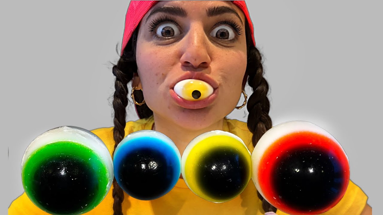 Mukbang GIANT Hubba Bubba Jelly Eyeballs 음식 챌린지 Police story Hubabu