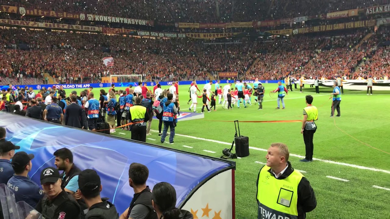 Şampiyonlar ligi seronomisi M&uuml;zikle birlikte Ali Sami Yen yıkılıyor-Galatasaray Lokomotiv Moskova