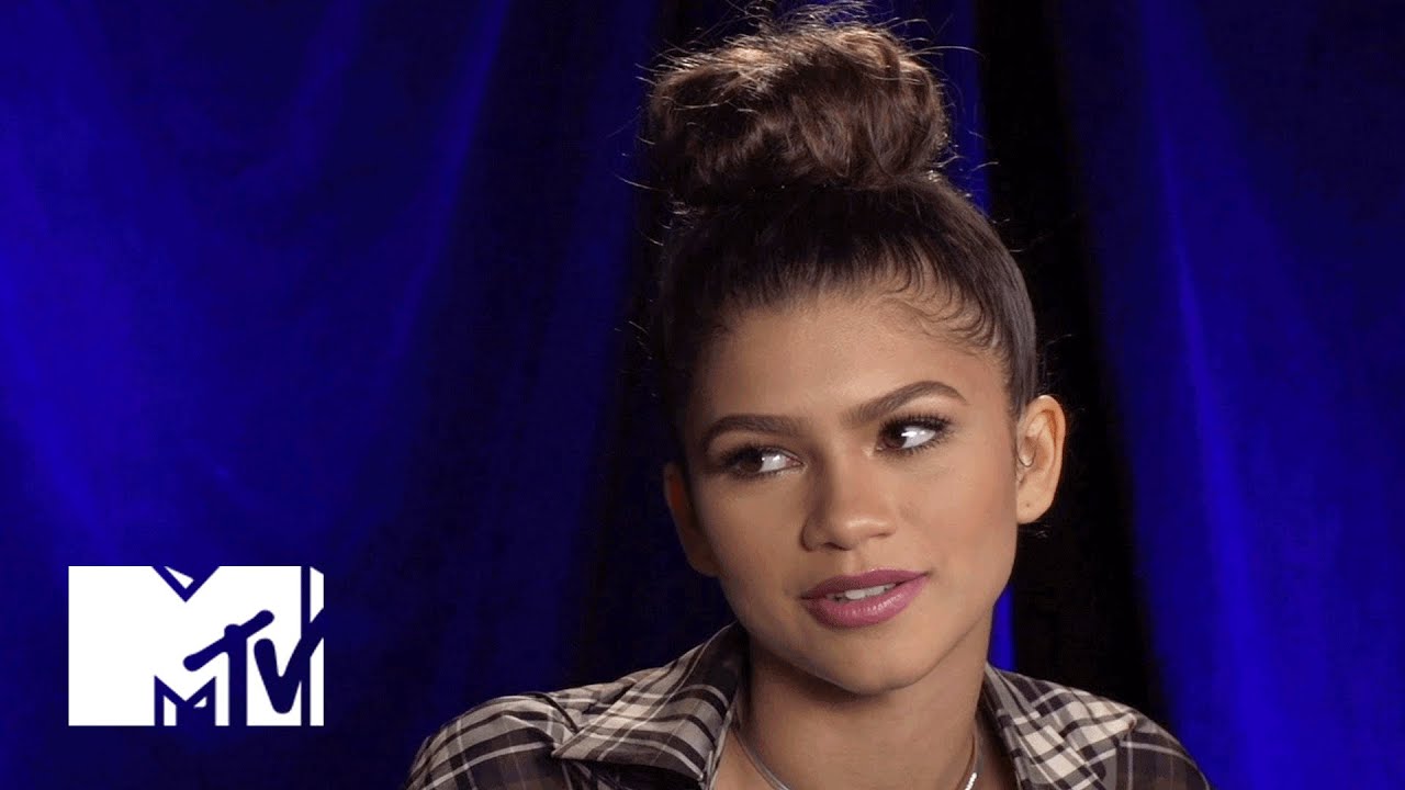 Zendaya Plays Would You Rather: Disney Edition | MTV News
