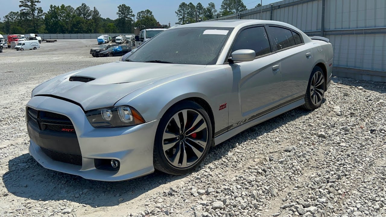 HOW TO BUY CHEAP SRT8 CHARGERS AT COPART & THE INSURANCE AUTO AUCTIONS!