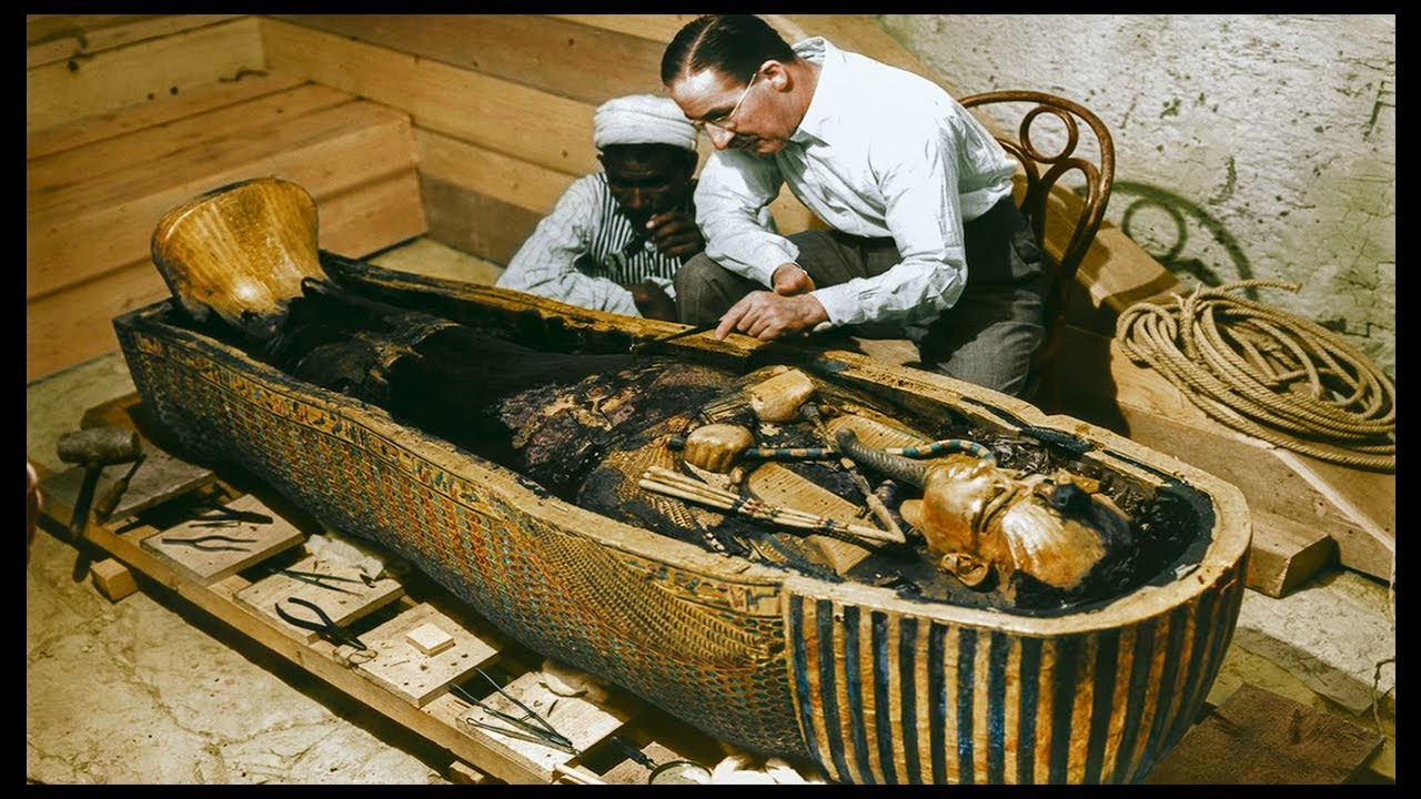 1922 Tutankhmun's Discovery In 20 Colorized Photos!