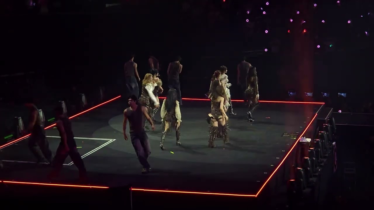 Twice (트와이스) Gone/Cry For Me/Heaven in Hell/Right Hand Girl - This is For World Tour LA 4K