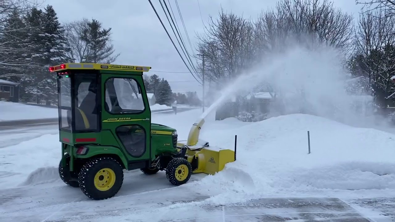 Today Jan 19th, 2021 5” new snow! Snowmobile update! John Deere X-758 snowblowing Gaylord, Michigan