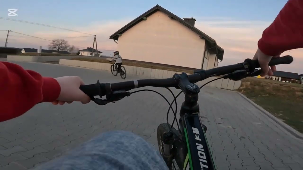 Jazdy koło Dino z @mikomtb-k3x 