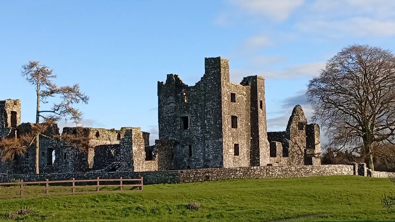 ANCIENT RUINS AND CASTLES EXPLORE