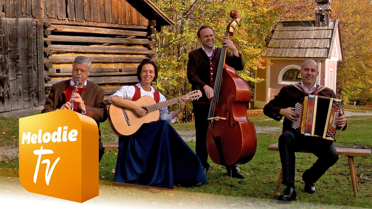 Hausmusik Reinstadler - In der Leitn (Offizielles Musikvideo)