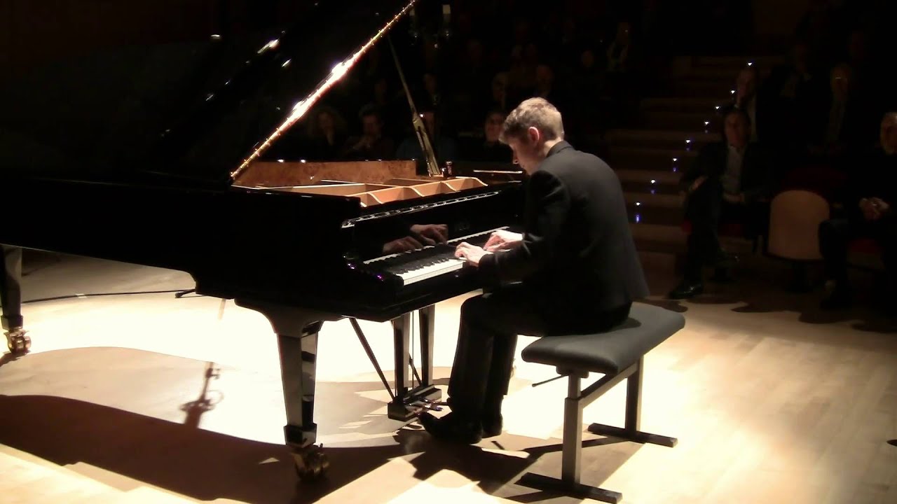 Pavel Kolesnikov: L.v. Beethoven Sette Bagatelle, op. 33, 6.Allegretto quasi andante in re maggiore