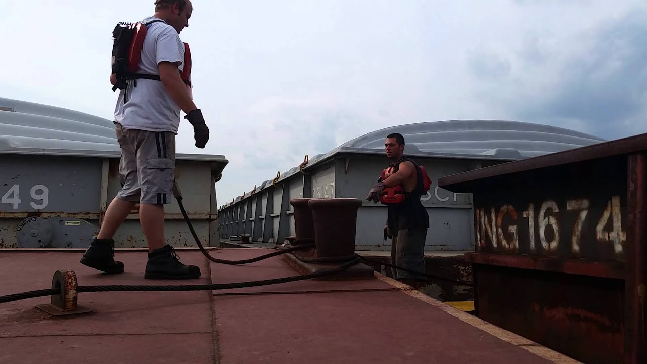Workin on the tug building tow with Whody mike m.