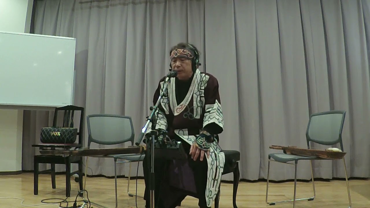 HECIRI at Shinagawa.   Using a looper to achieve traditional Ainu singing style!