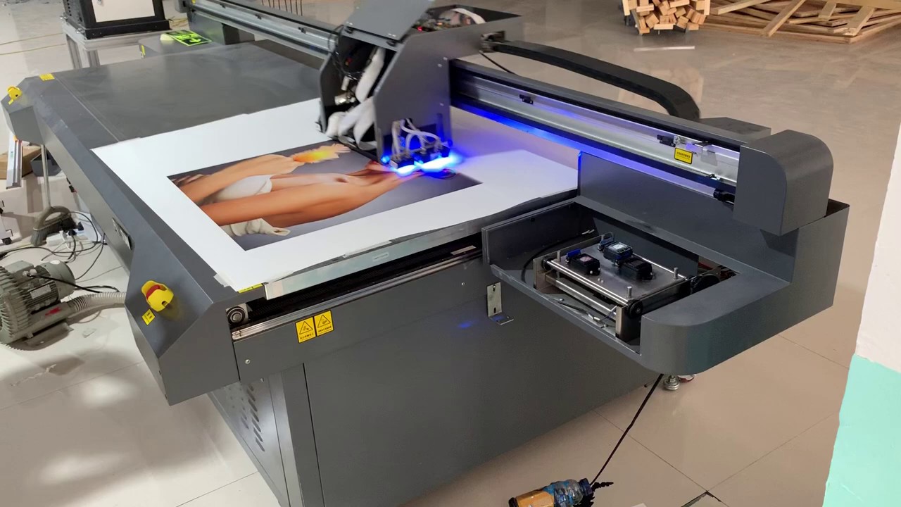 FUNSUN 1325 UV flatbed printer