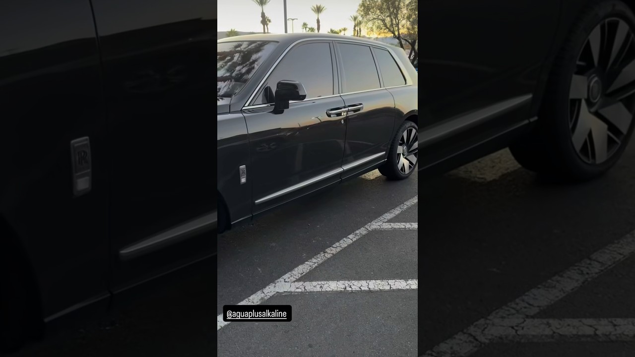 Floyd mayweather leave gym and pulls off in rolls Royce