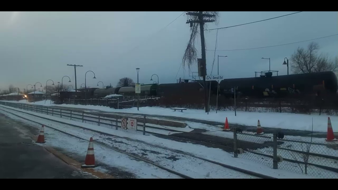 Railfaning at Dorval Station