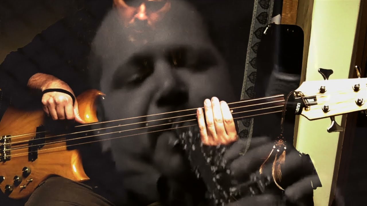 Napule è (Pino Daniele) - Nino D'Angelo e Stefano Di Battista - Buddy Walkin on Fretless Bass
