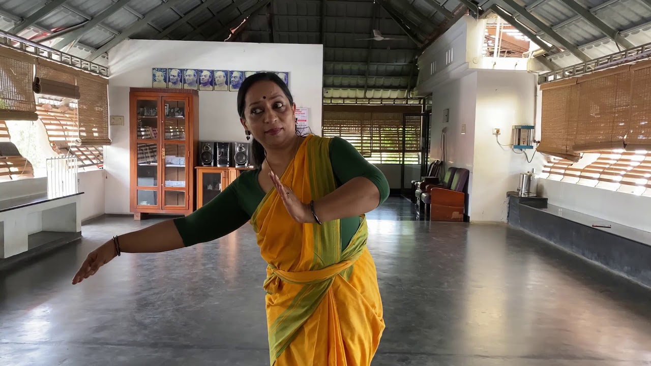 Introduction to basics of Mohiniyattam Episode 2