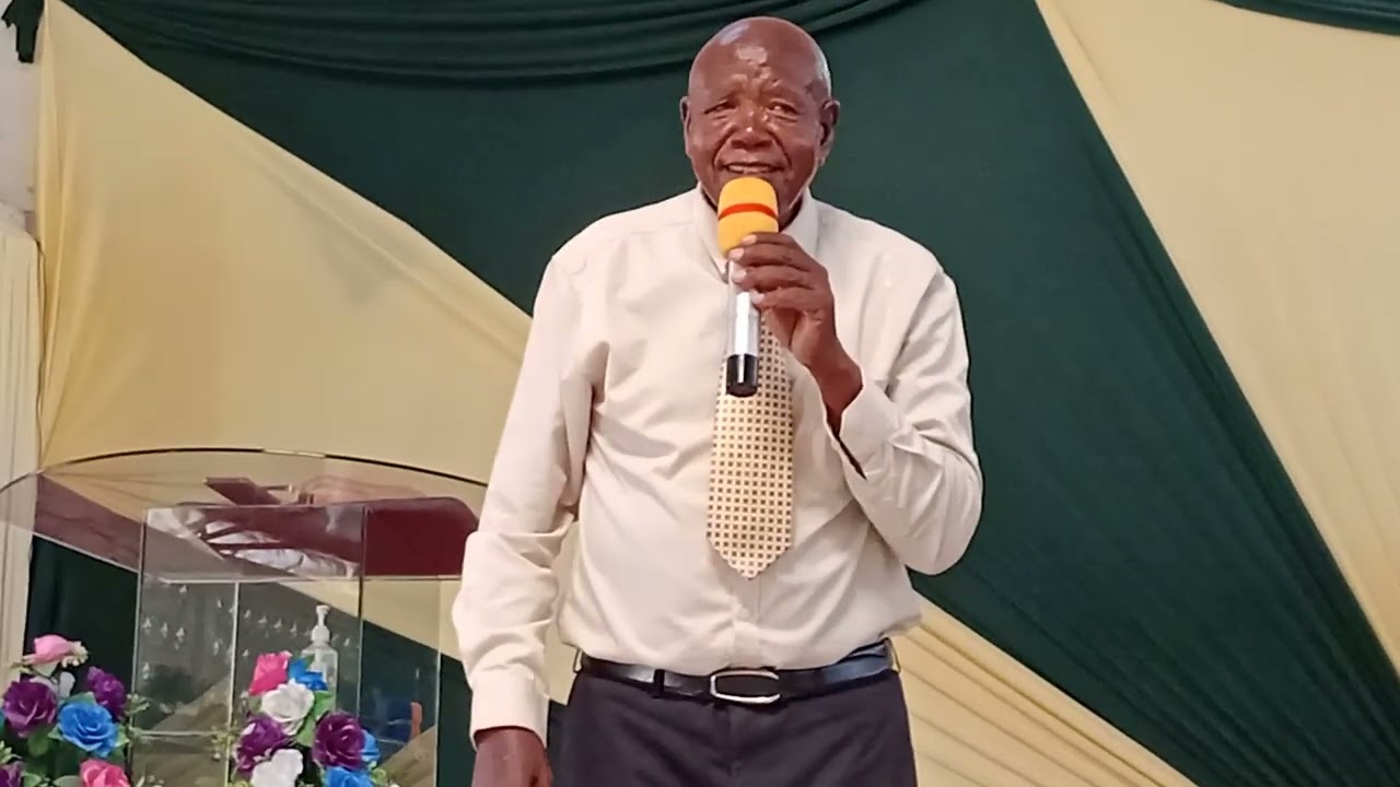 AMINI MUNGU ANATATENDA JAMBO KWA MAISHA YAKO USICHOKE KUOMBA 
